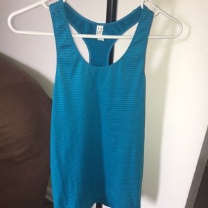 Under Armour tank